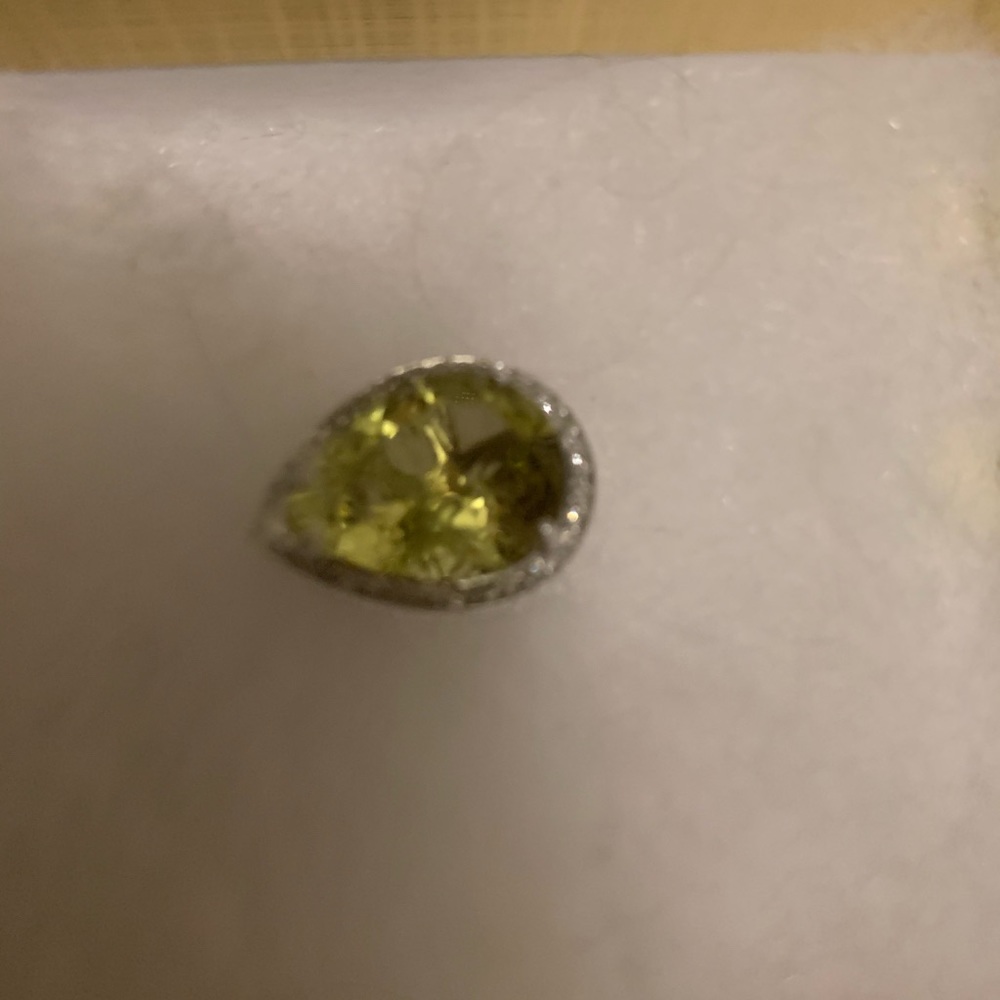14k White gold Prasiolite & diamond pendant